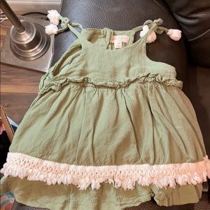Jessica Simpson 12 Mo safari dress/tp. Very trendy